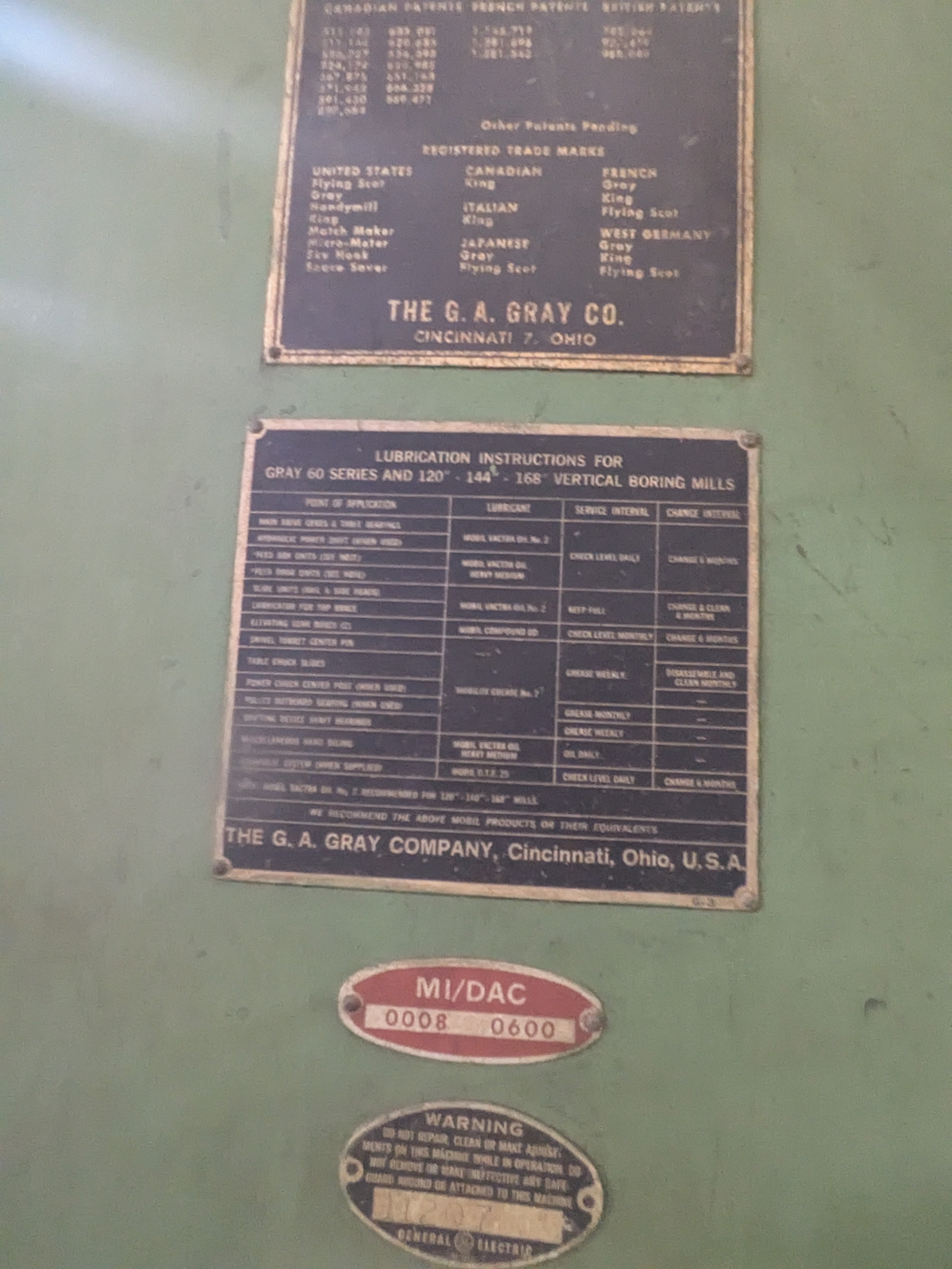 Gray - 8.jpg (59525 bytes)