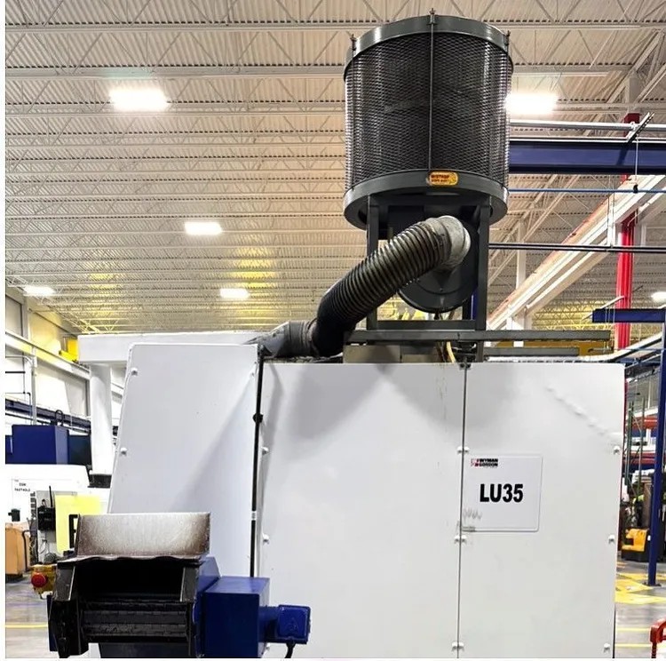 Okuma LU-35 4-Axis Back Side Air Filtration Unit View1.jpg (160508 bytes)