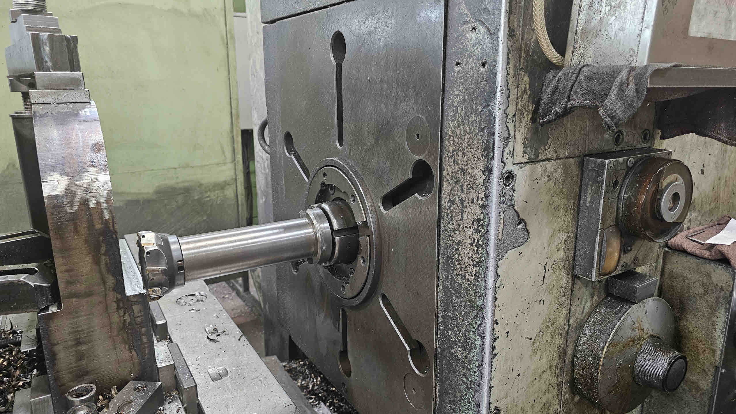 Stanko 2A622 HBM-4.jpg (282626 bytes)